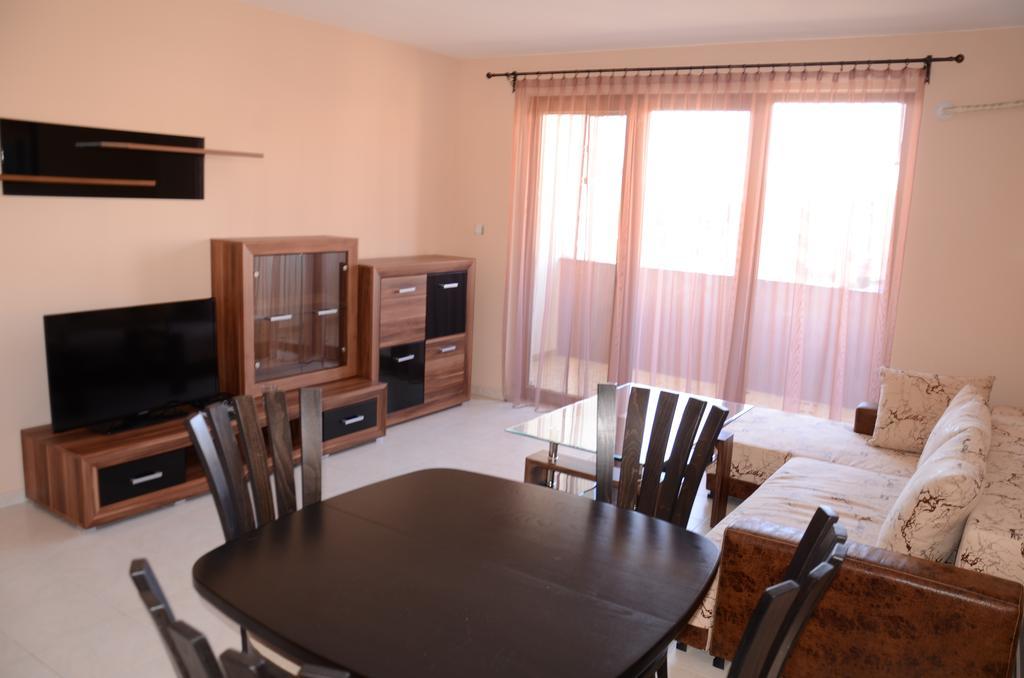 Apartments In Complex Chateau Nessebar سفيتي فلاس المظهر الخارجي الصورة