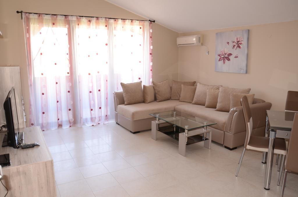 Apartments In Complex Chateau Nessebar سفيتي فلاس المظهر الخارجي الصورة