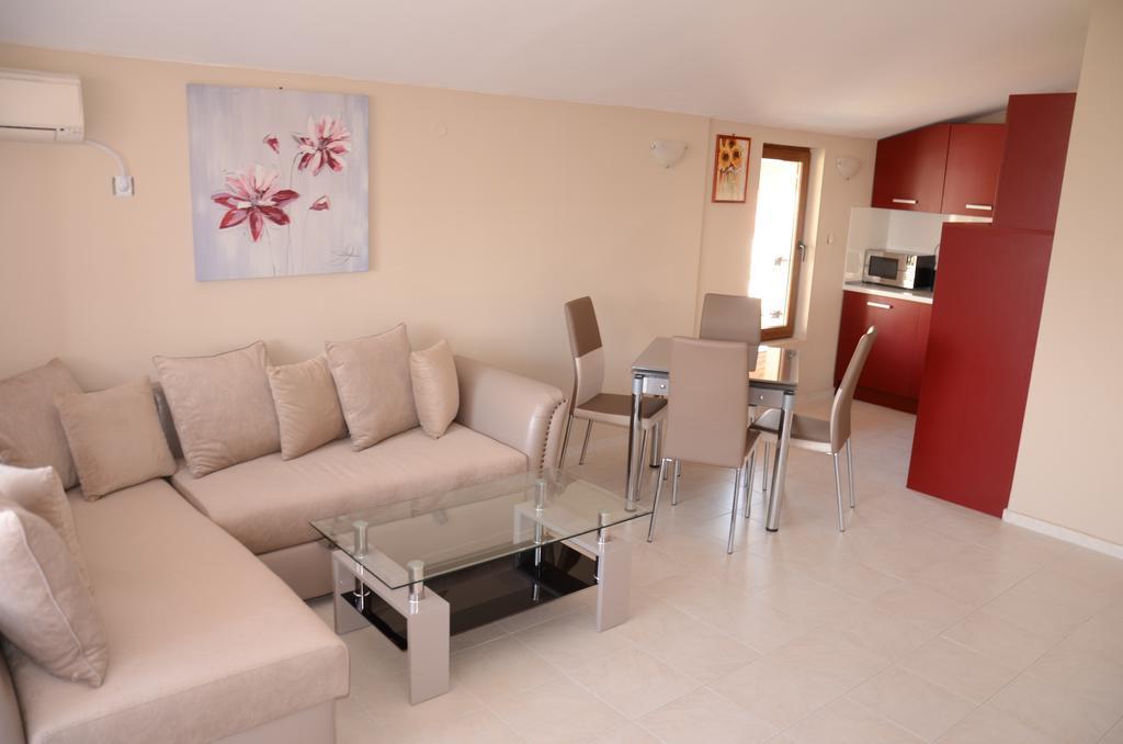 Apartments In Complex Chateau Nessebar سفيتي فلاس المظهر الخارجي الصورة