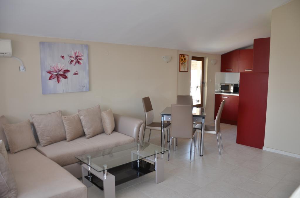 Apartments In Complex Chateau Nessebar سفيتي فلاس المظهر الخارجي الصورة